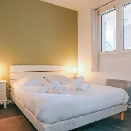 T2 Moderne A 900m Des Plages *